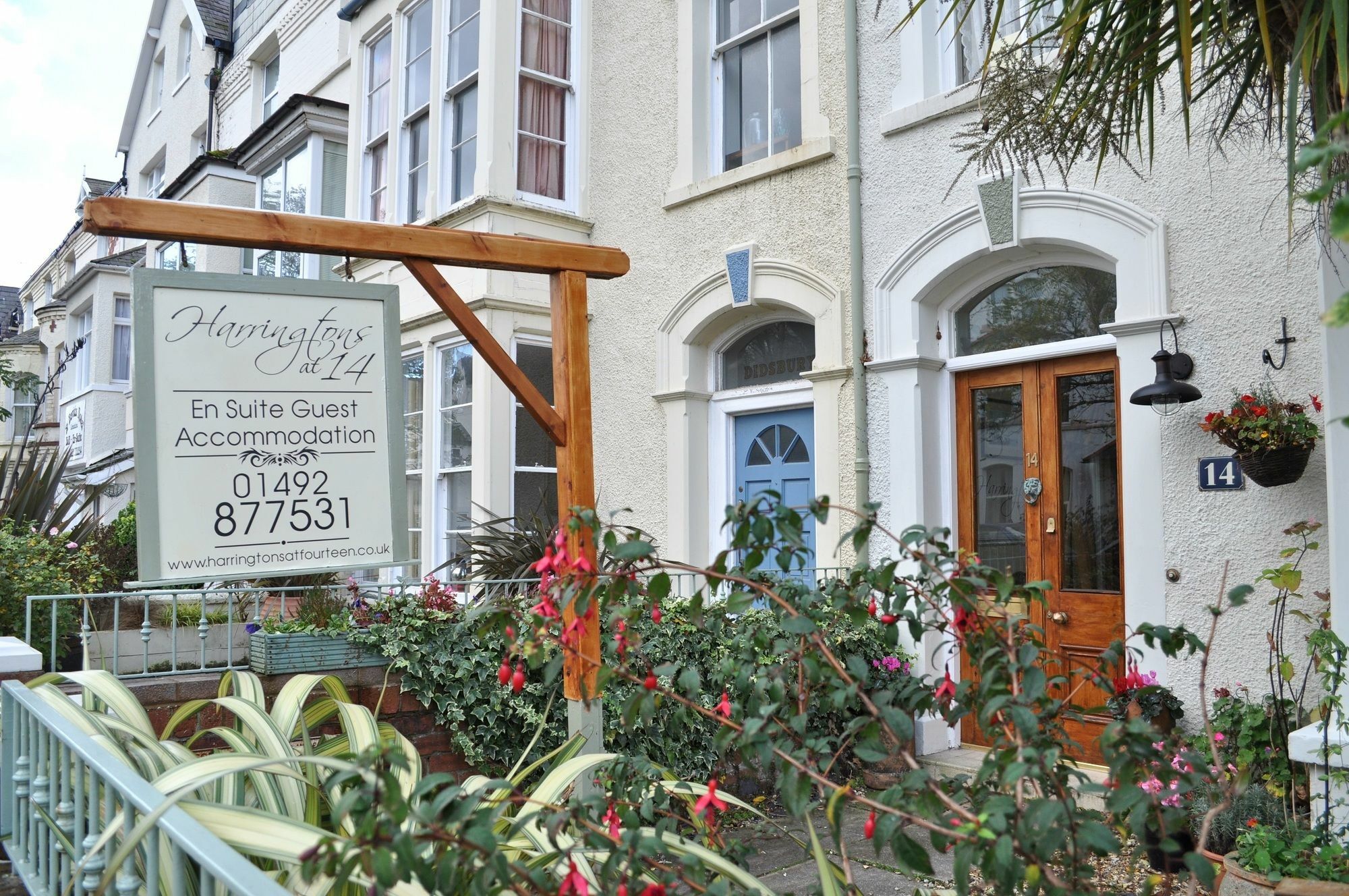 Harringtons At 14 Hotel ลันดิดโน ภายนอก รูปภาพ